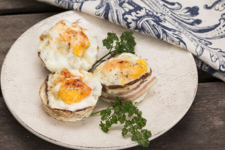 Oeufs au lard