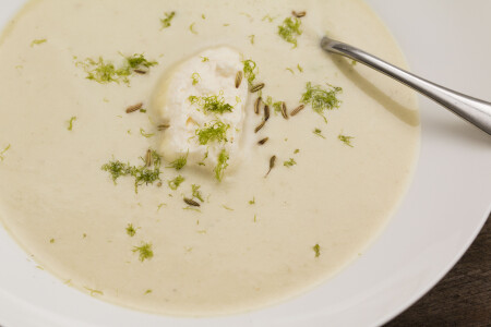 Soupe de fenouil à l’absinthe
